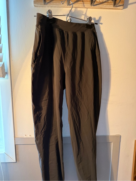 lululemon athletica Pants - lululemon athletica Women's Grey Adapted State Joggers
